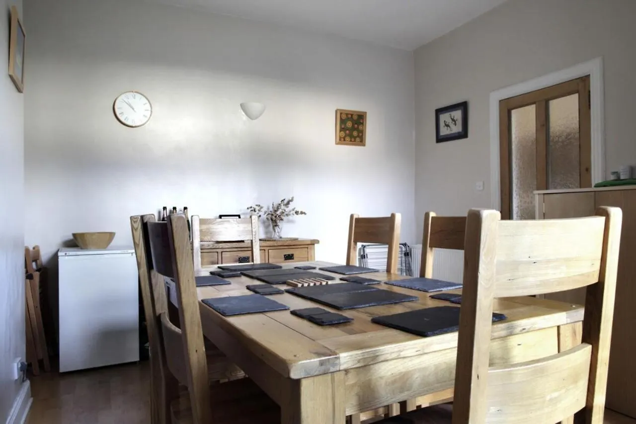 Appartamento Central And Spacious 2 Bedroom Flat With Garden Edimburgo Regno Unito