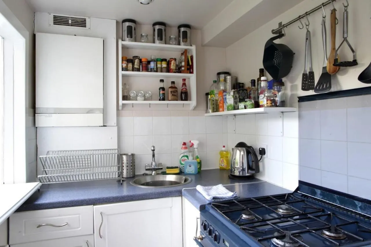 Central And Spacious 2 Bedroom Flat With Garden Edimburgo 0*,  Regno Unito